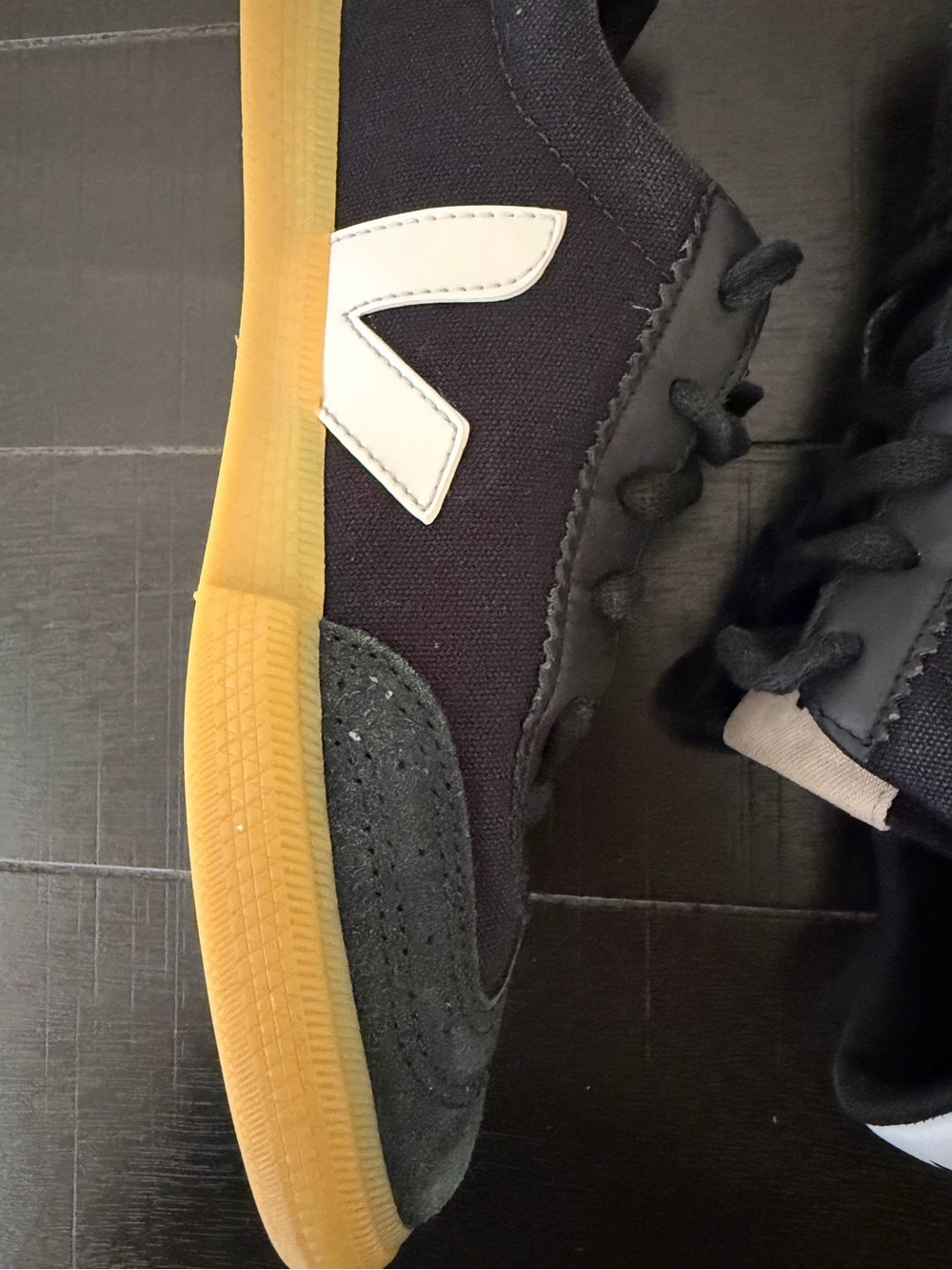 VEJA Volley Canvas Casual Sneakers Black White Size 6 US Women's Retro - Picture 14 of 14